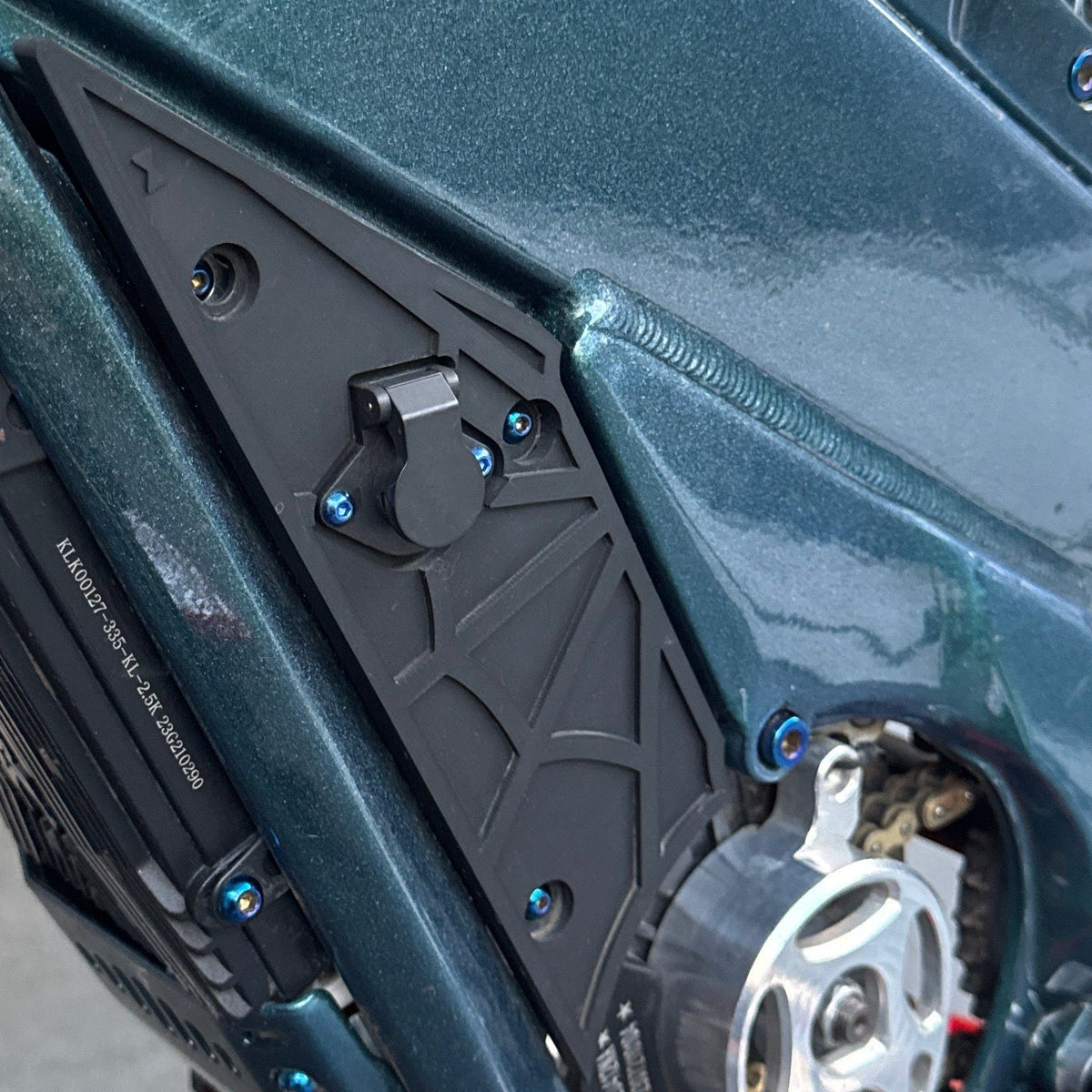 MXD Titanium Charger Cutout Bolts (Talaria X3)