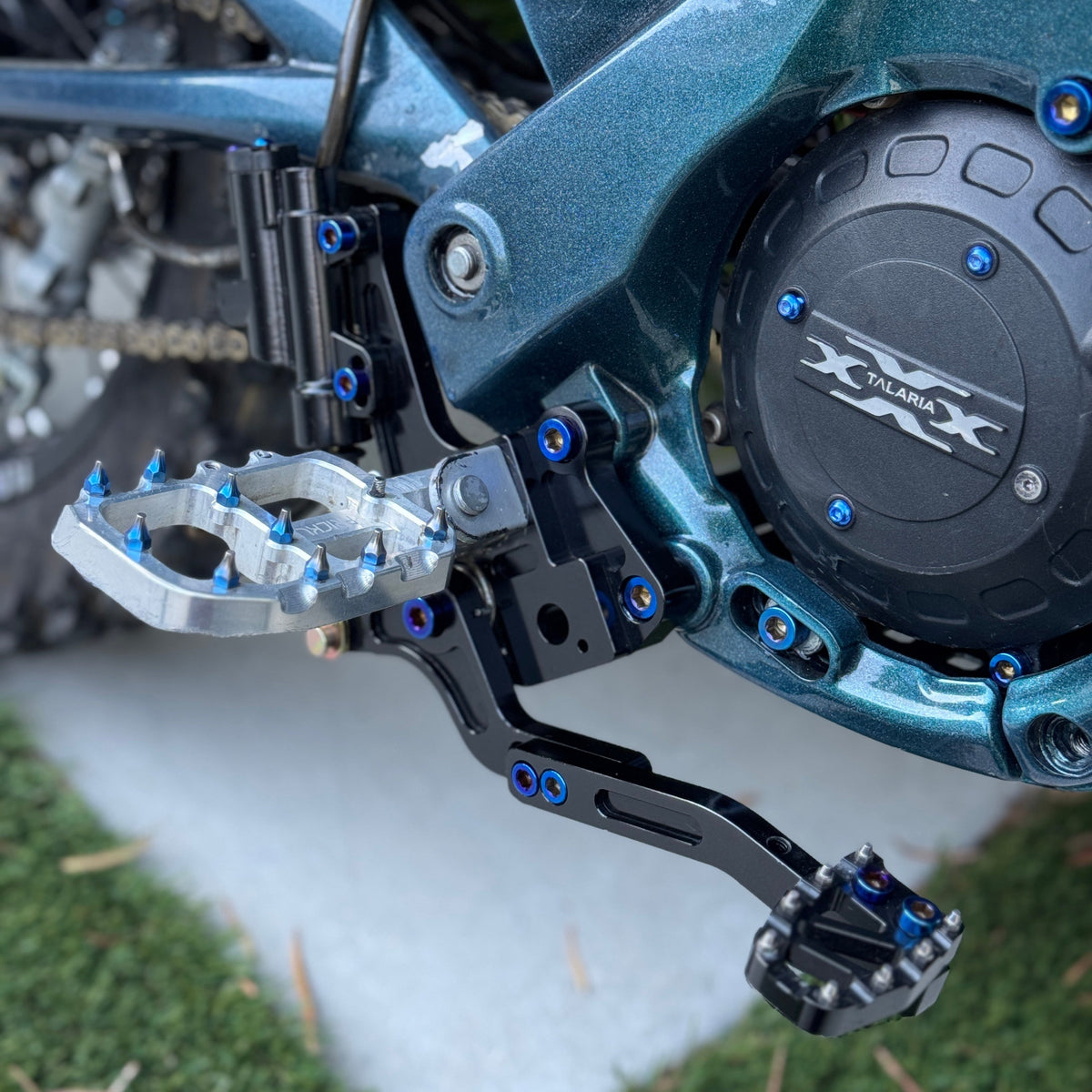 MXD Foot Brake Titanium Bolt Kit