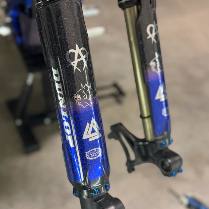 MXD Fork Guard Titanium Bolts (All Emoto)